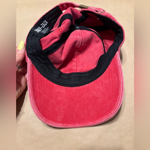 ZIGGY ZAZA Roses are Red‎ Cap in Washed Red - Picture 5 of 5